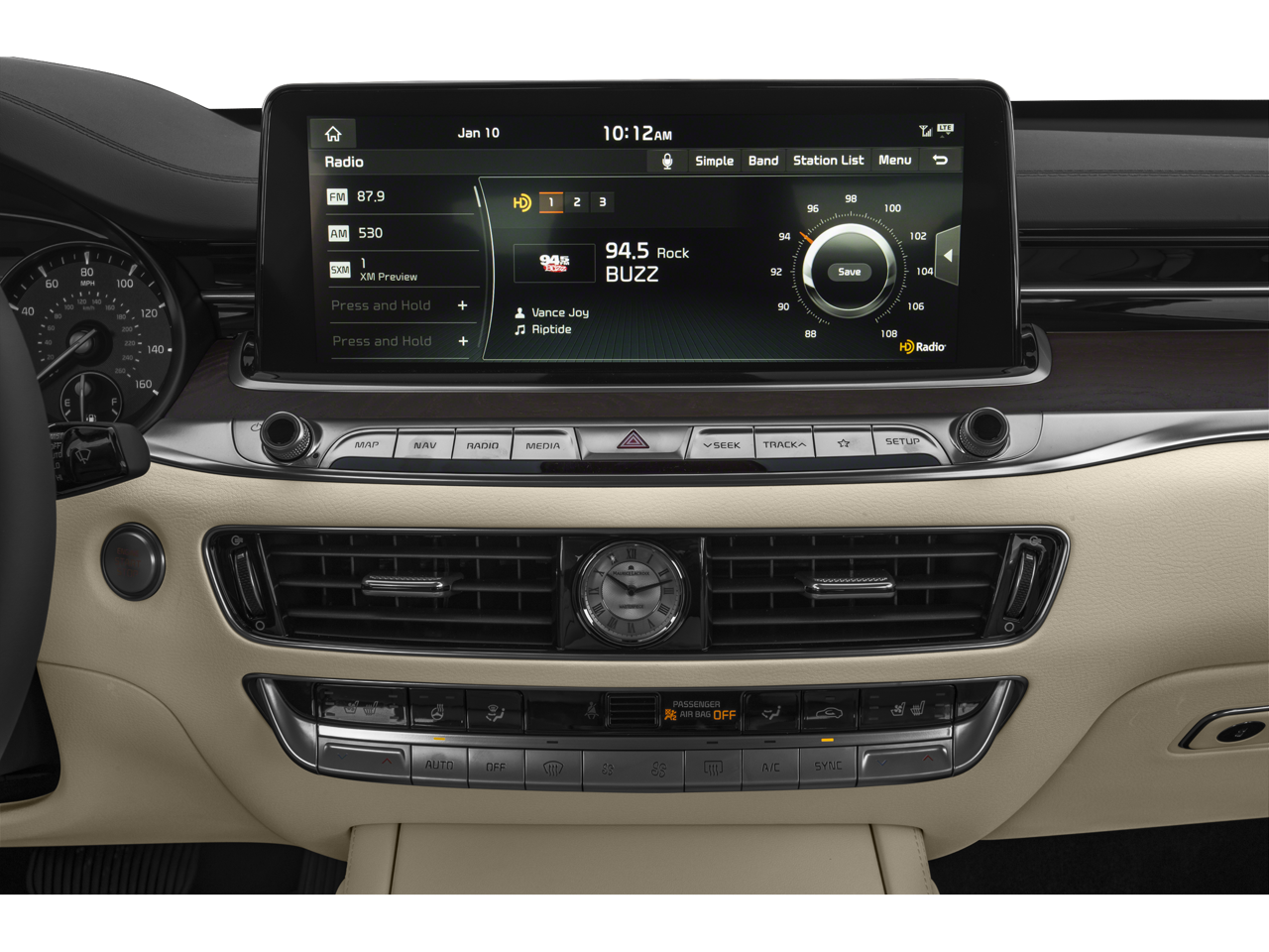 2020 Kia K900 Luxury