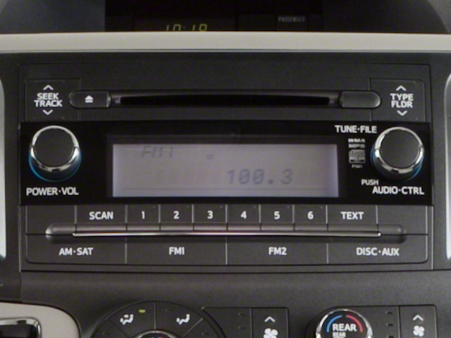 2013 Toyota Sienna AWD 7 Passenger