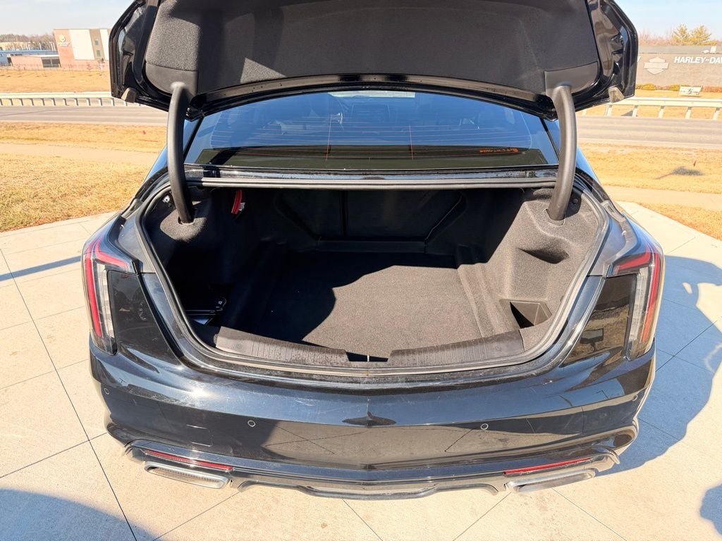 2022 Cadillac CT5 Sport