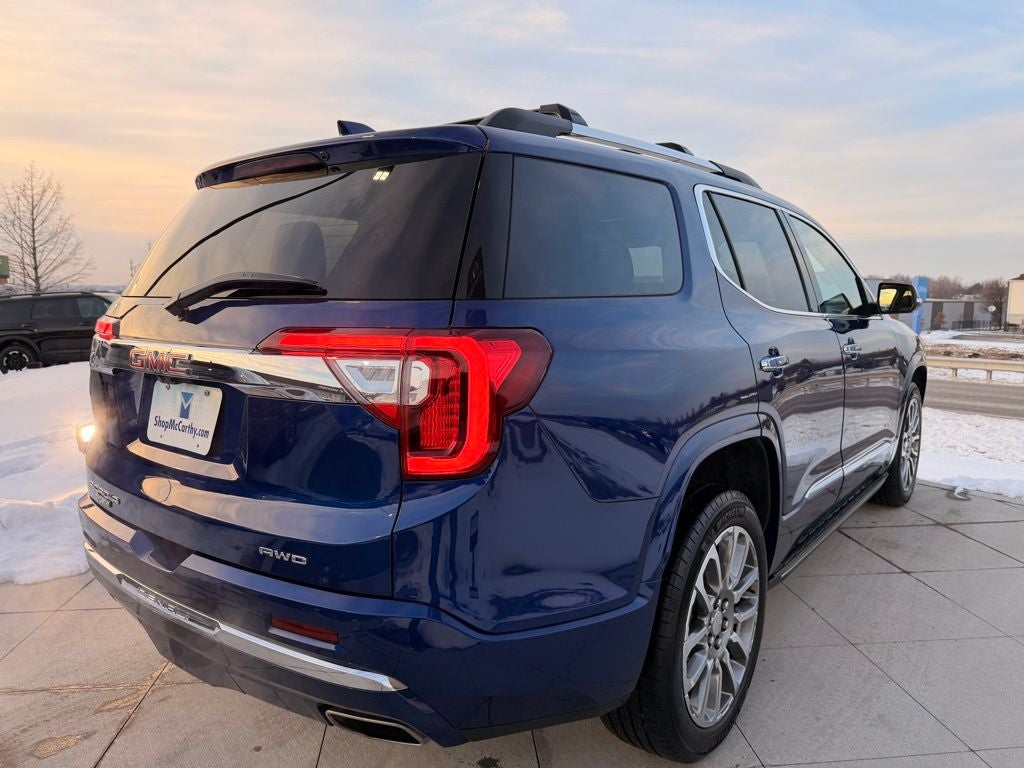 2023 GMC Acadia Denali