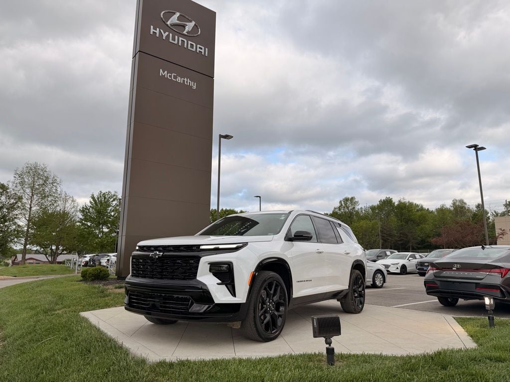 2024 Chevrolet Traverse RS