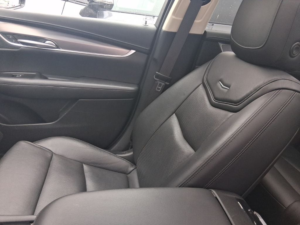 2019 Cadillac XT5 Premium Luxury