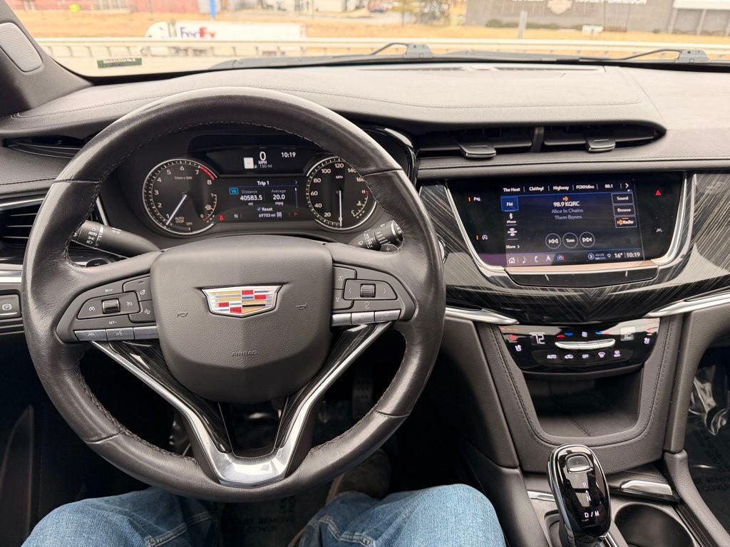 2023 Cadillac XT6 Premium Luxury