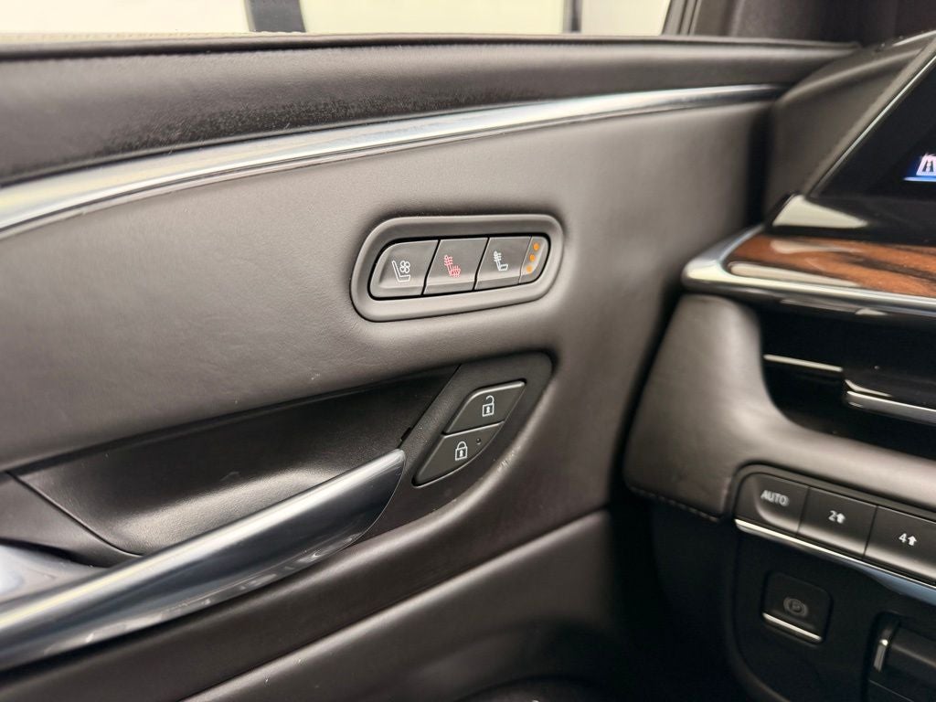 2022 Cadillac Escalade Sport Platinum