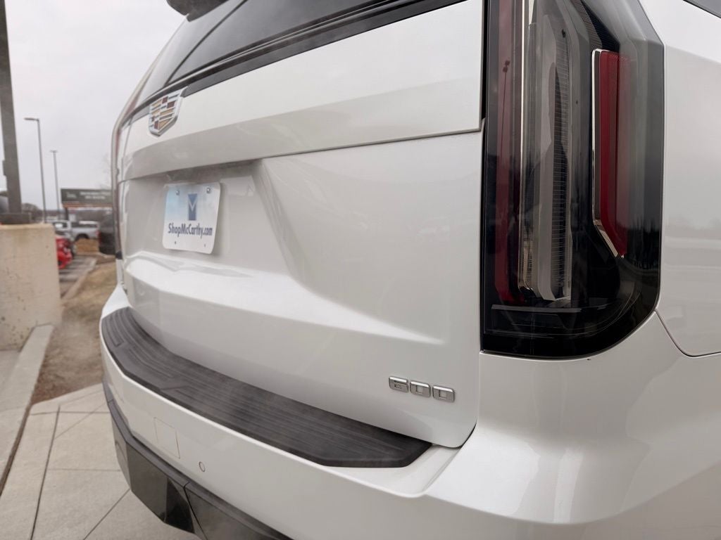 2022 Cadillac Escalade Sport Platinum