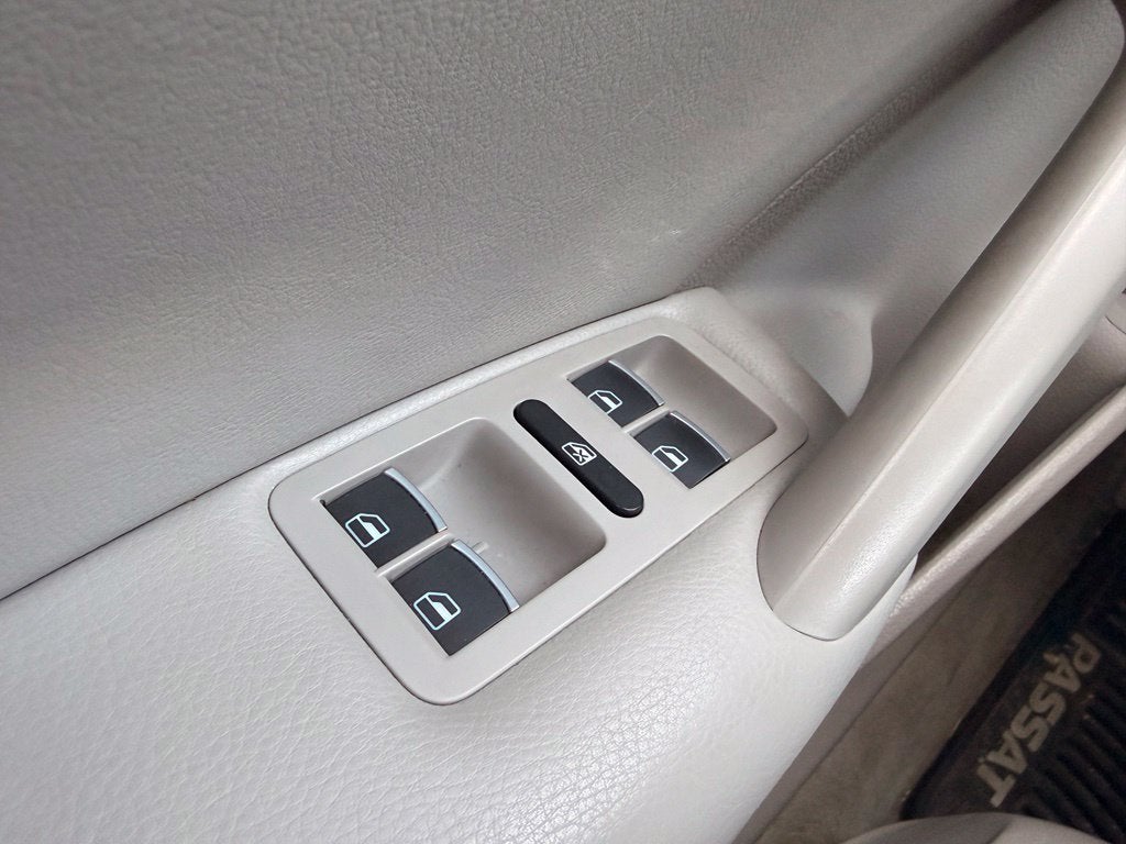 2013 Volkswagen Passat TDI SE w/Sunroof/Nav