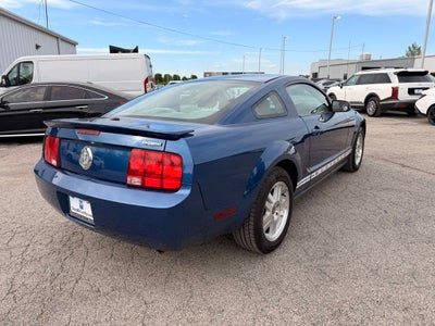 2007 Ford Mustang V6 Deluxe