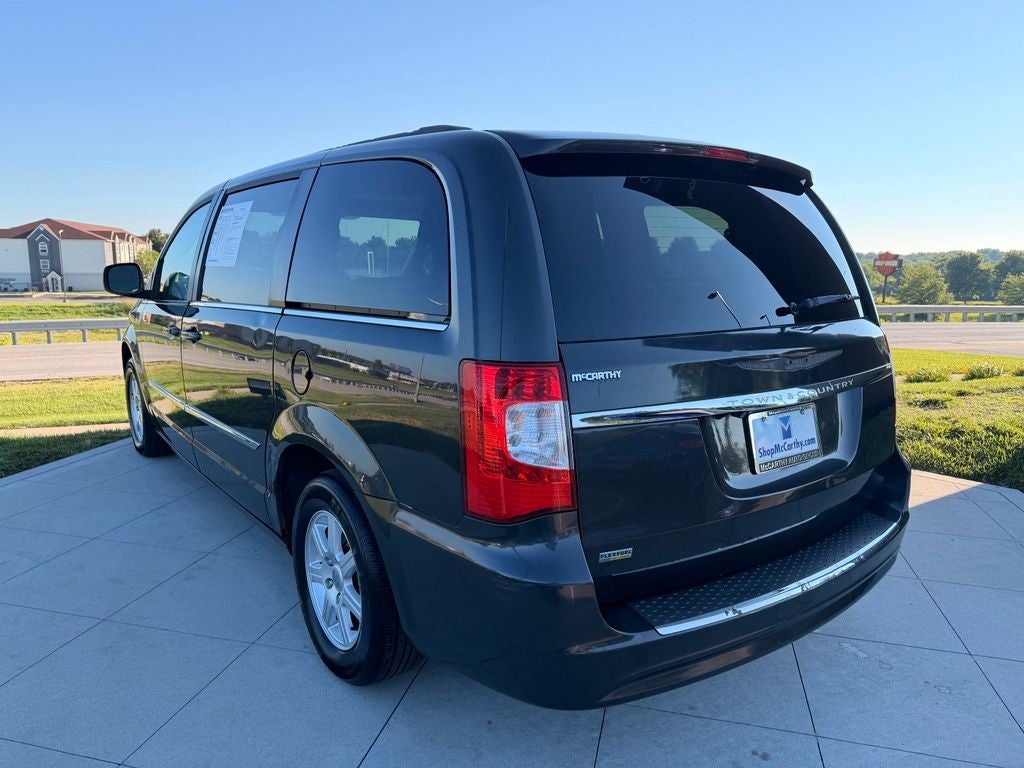 2012 Chrysler Town & Country Touring