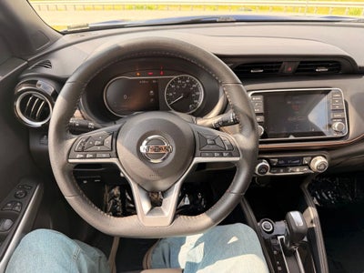 2019 Nissan Kicks SR