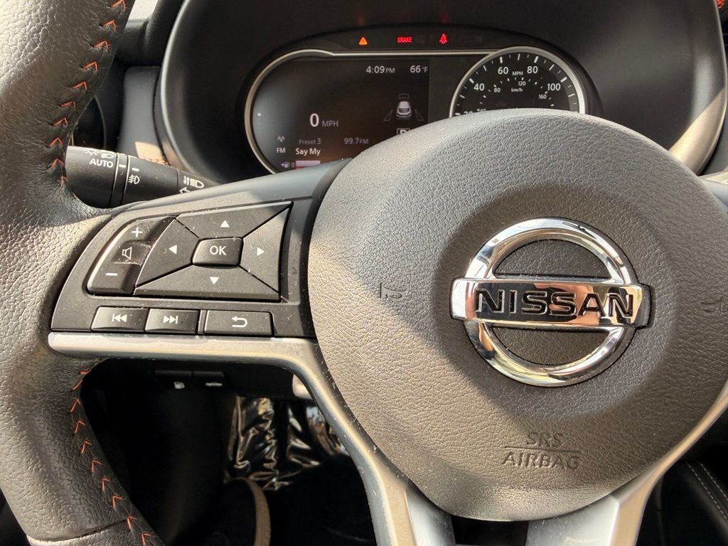 2019 Nissan Kicks SR