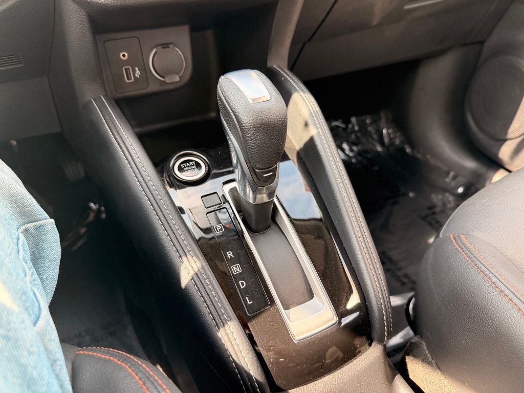 2019 Nissan Kicks SR