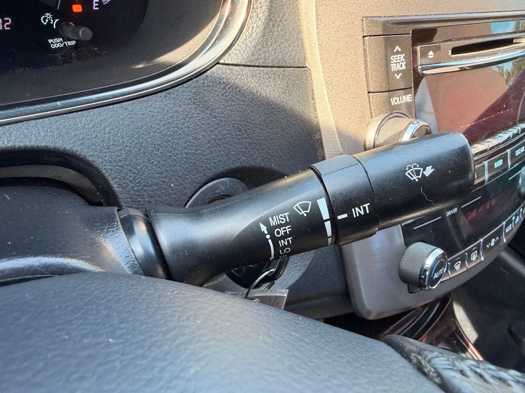 2012 Toyota Avalon Base