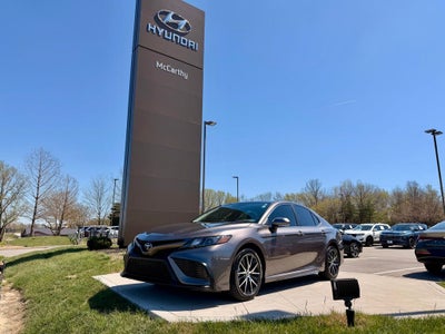 2022 Toyota Camry SE Convenience