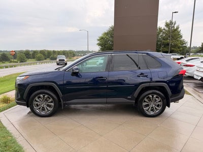 2022 Toyota RAV4 Hybrid XLE Premium