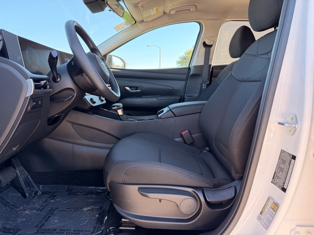 2025 Hyundai TUCSON SE