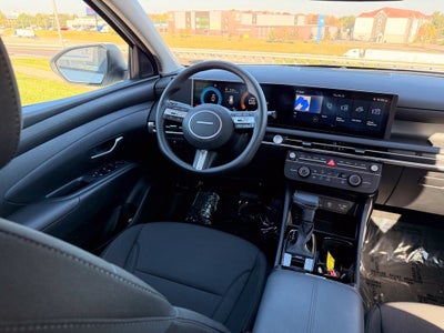 2025 Hyundai TUCSON SE