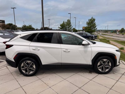 2025 Hyundai TUCSON SEL