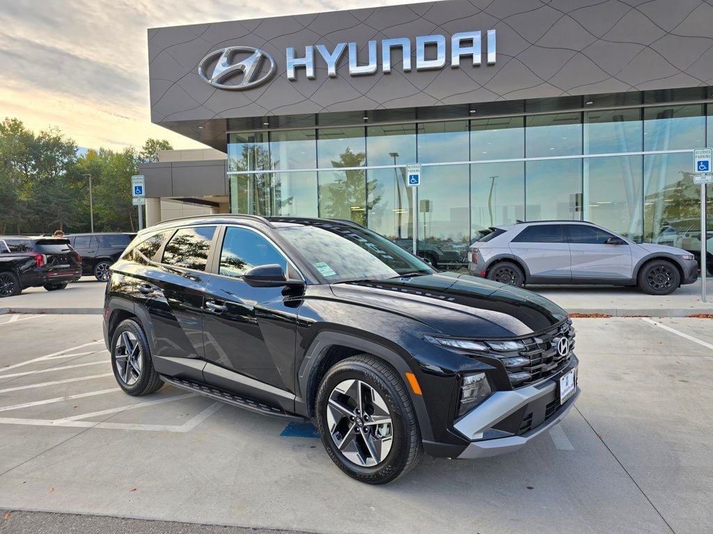 2025 Hyundai TUCSON SEL