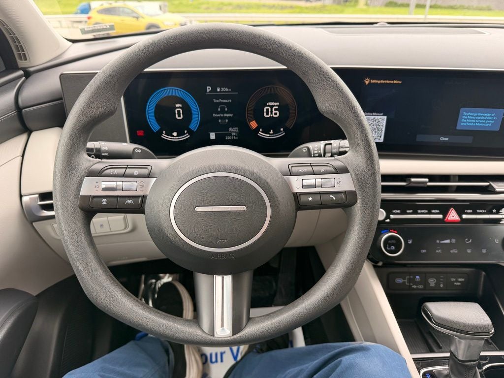 2025 Hyundai TUCSON SEL