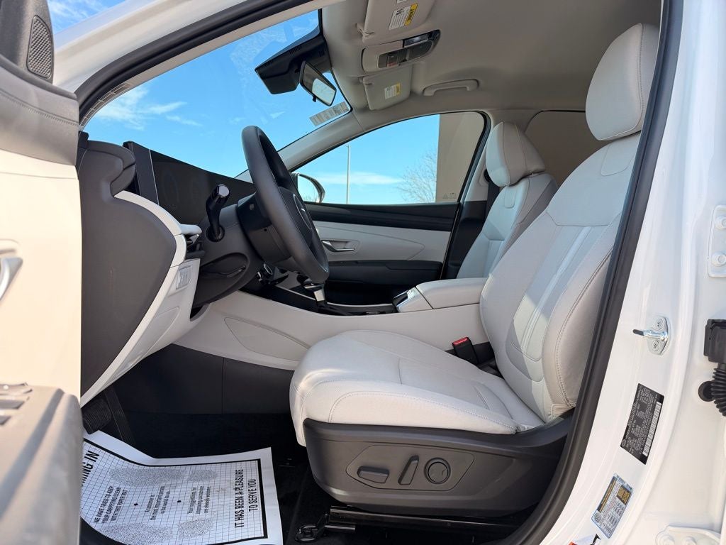 2025 Hyundai TUCSON SEL