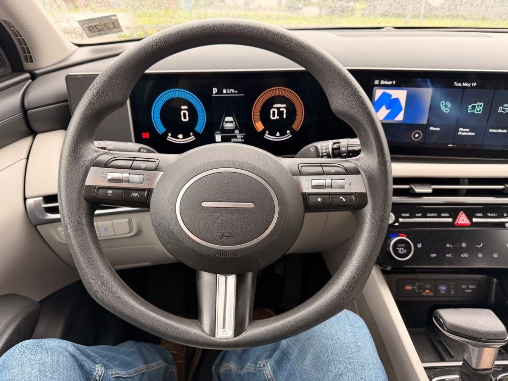 2025 Hyundai TUCSON SEL