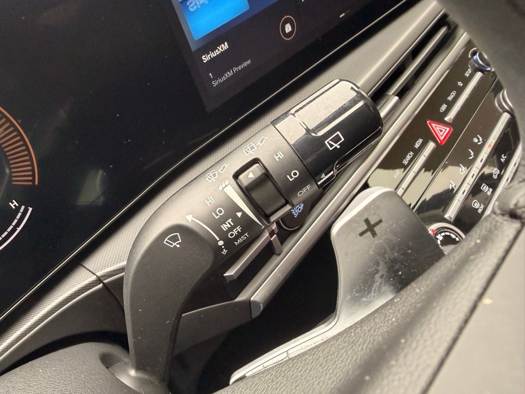 2024 Hyundai SANTA FE SE