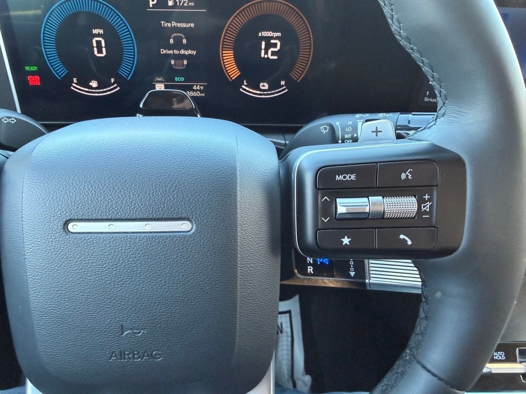 2025 Hyundai SANTA FE HYBRID SEL