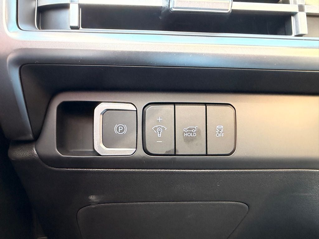 2025 Hyundai SANTA FE HYBRID SEL