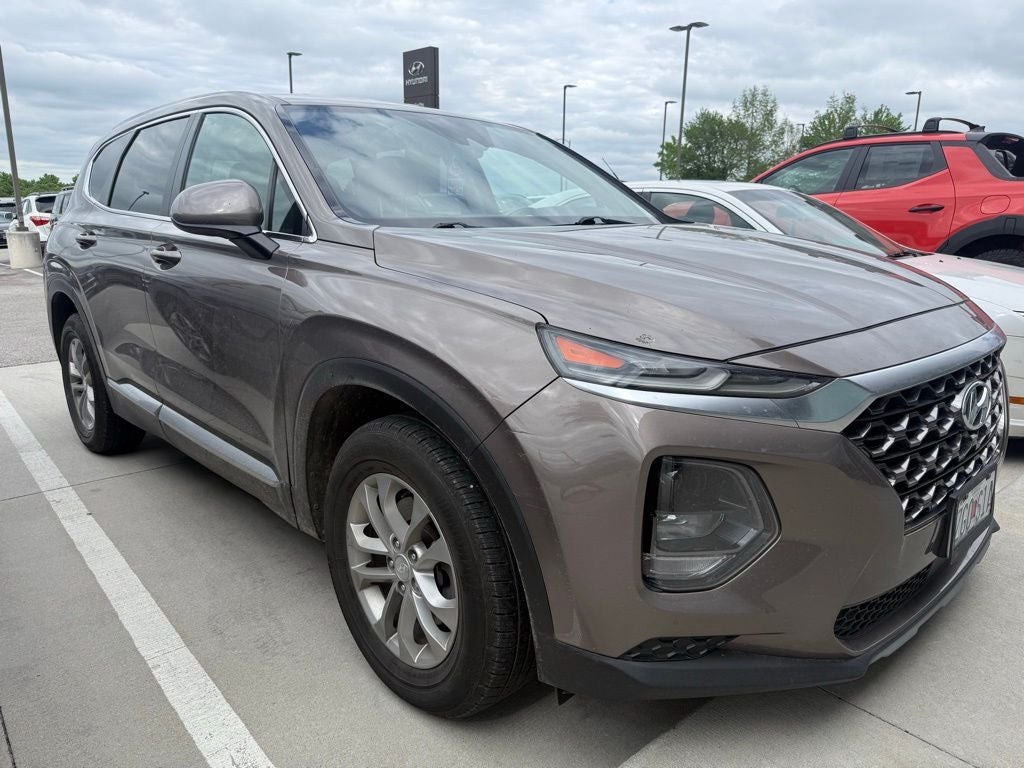 2019 Hyundai SANTA FE SE