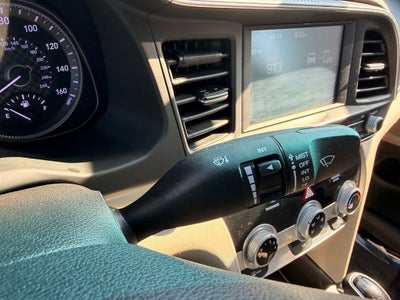 2019 Hyundai ELANTRA SEL