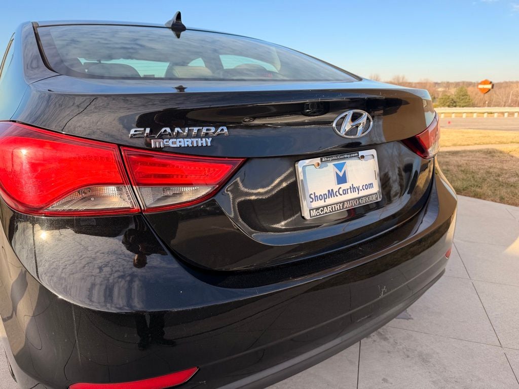 2014 Hyundai ELANTRA SE