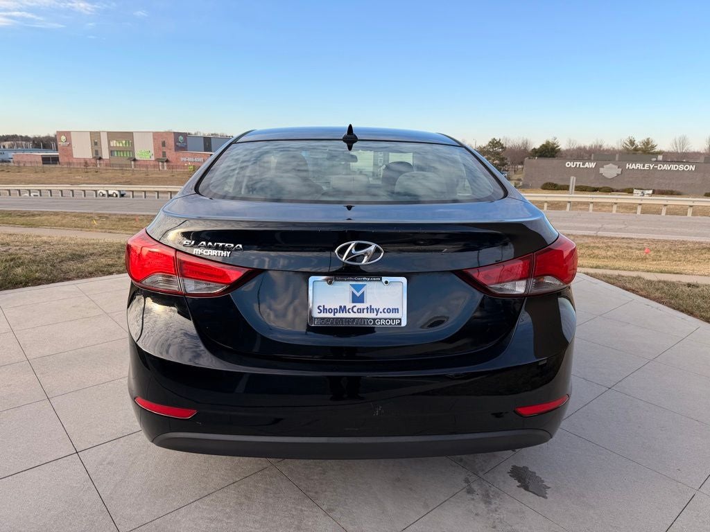 2014 Hyundai ELANTRA SE