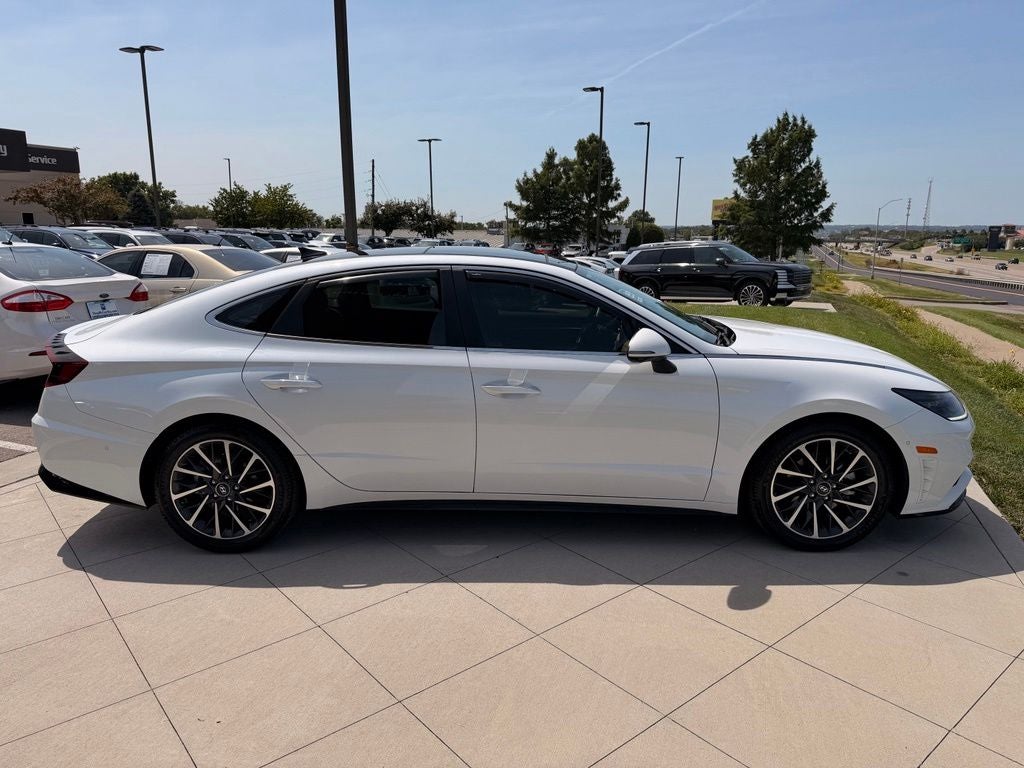 2020 Hyundai SONATA Limited