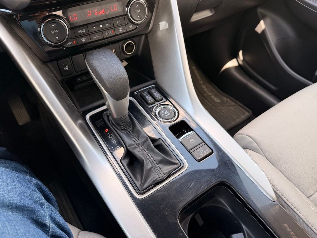 2023 Mitsubishi Eclipse Cross SEL