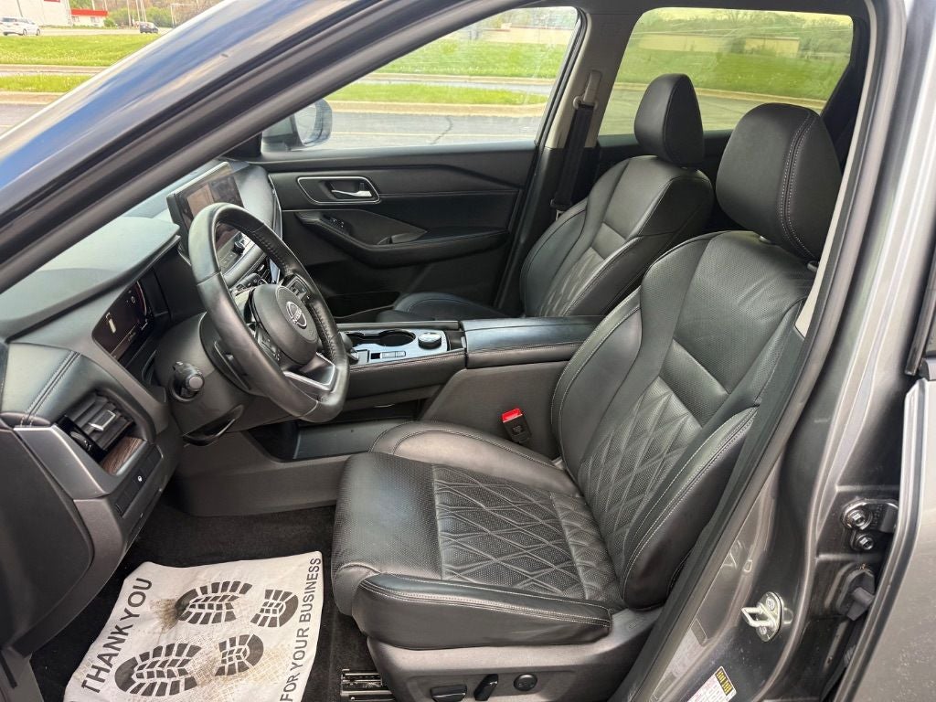 2024 Nissan Rogue Platinum
