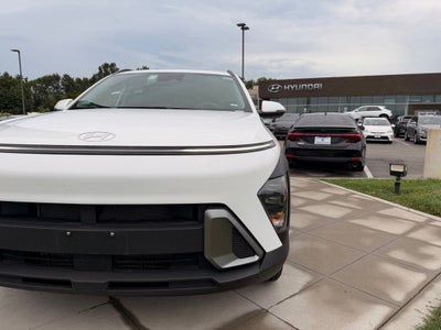 2025 Hyundai KONA SEL