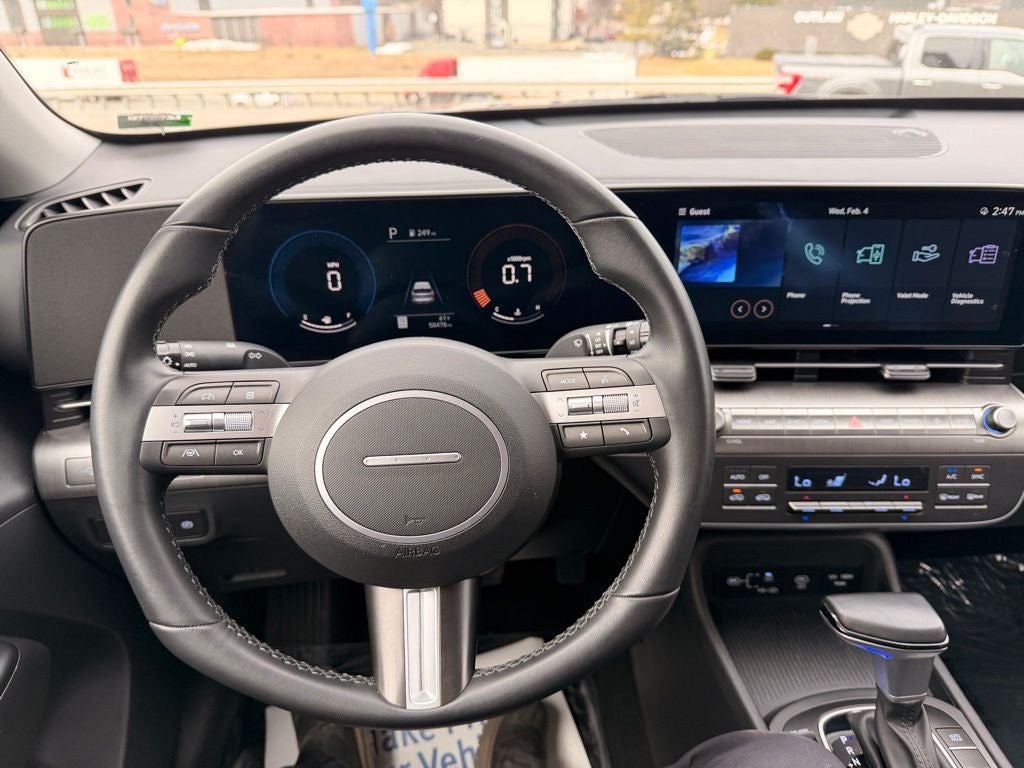 2024 Hyundai KONA SEL