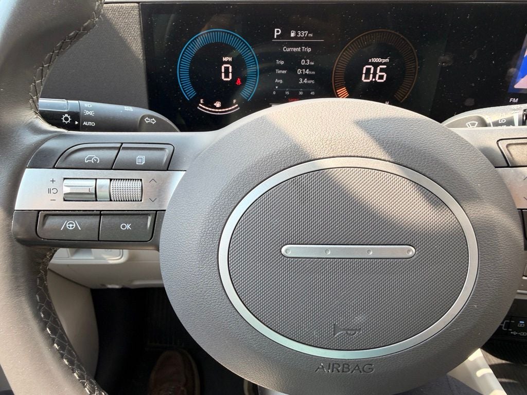 2025 Hyundai KONA SEL