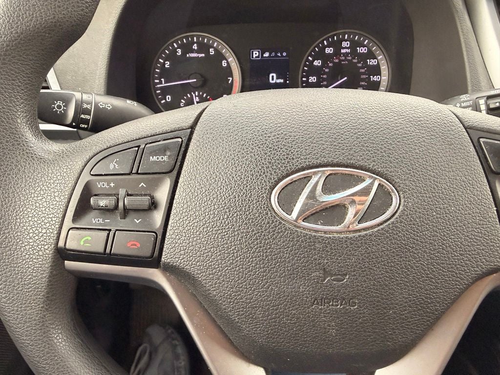 2016 Hyundai TUCSON SE