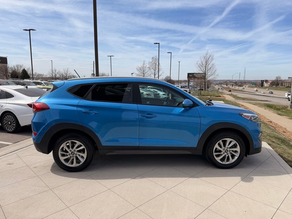 2016 Hyundai TUCSON SE