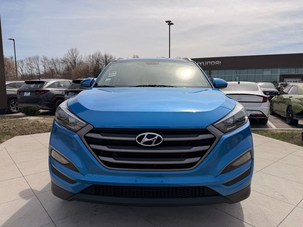 2016 Hyundai TUCSON SE