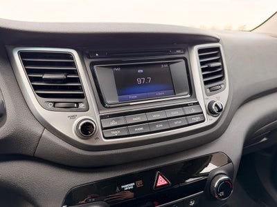 2016 Hyundai TUCSON SE