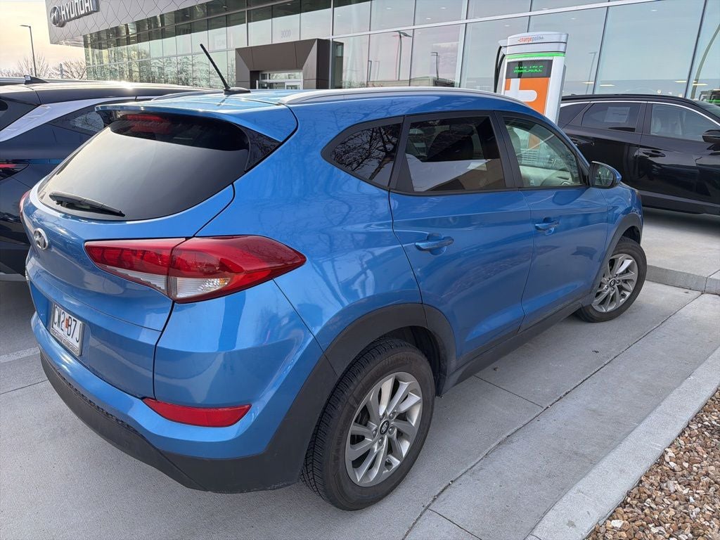2016 Hyundai TUCSON SE