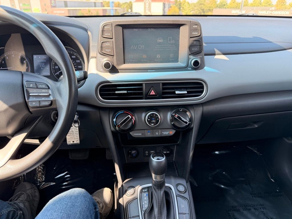 2021 Hyundai KONA SE