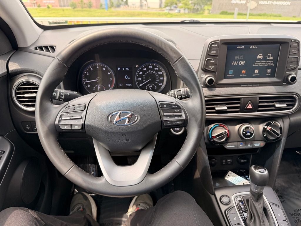 2021 Hyundai KONA SEL