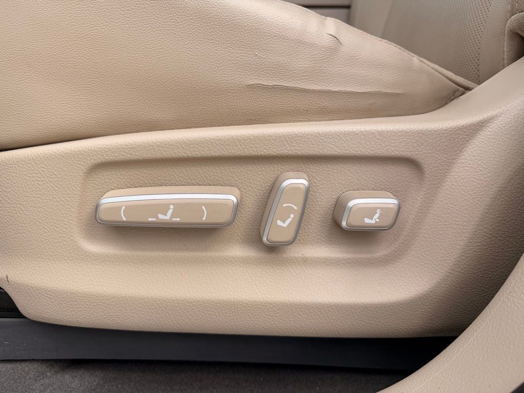 2012 Hyundai VERACRUZ Limited