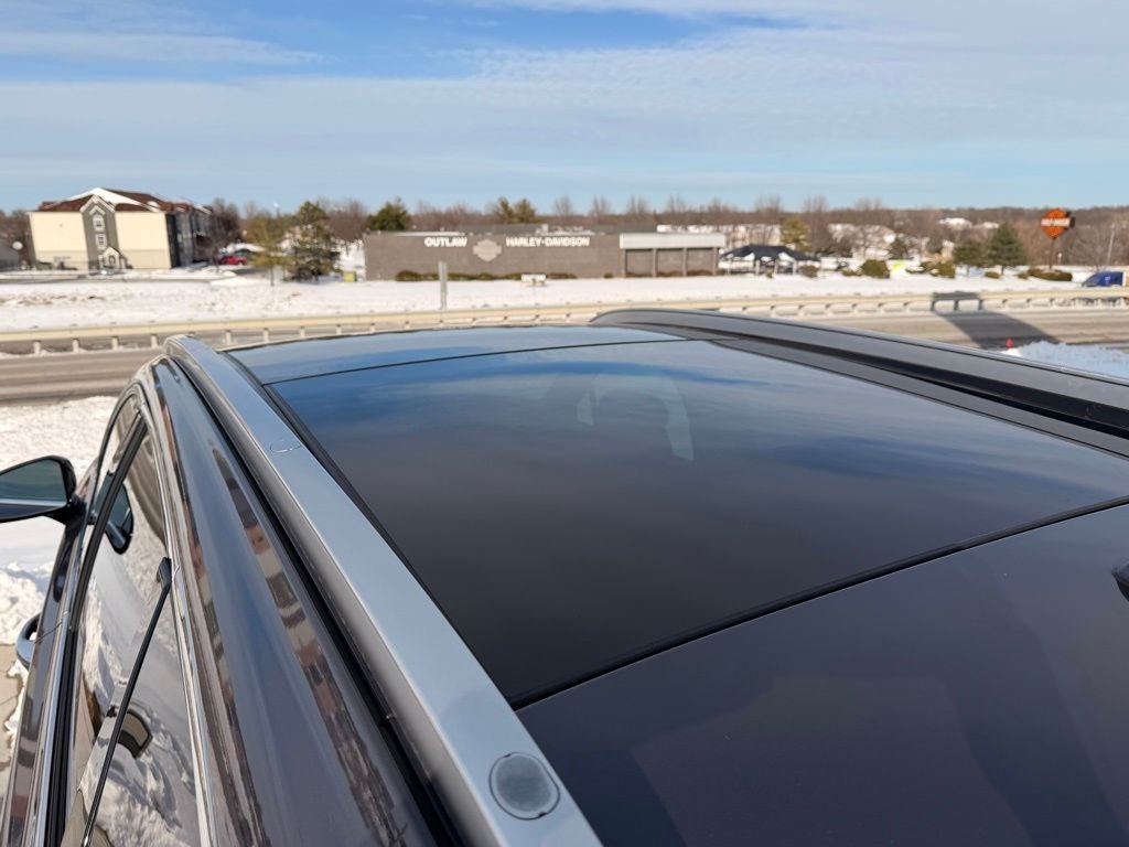 2022 Hyundai SANTA FE HYBRID SEL Premium