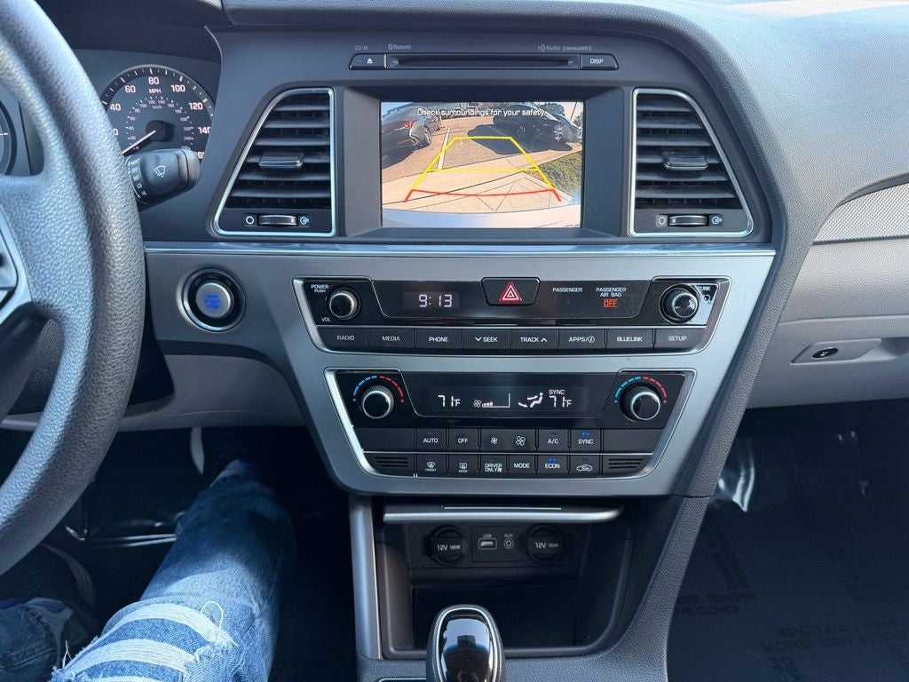 2017 Hyundai SONATA HYBRID SE