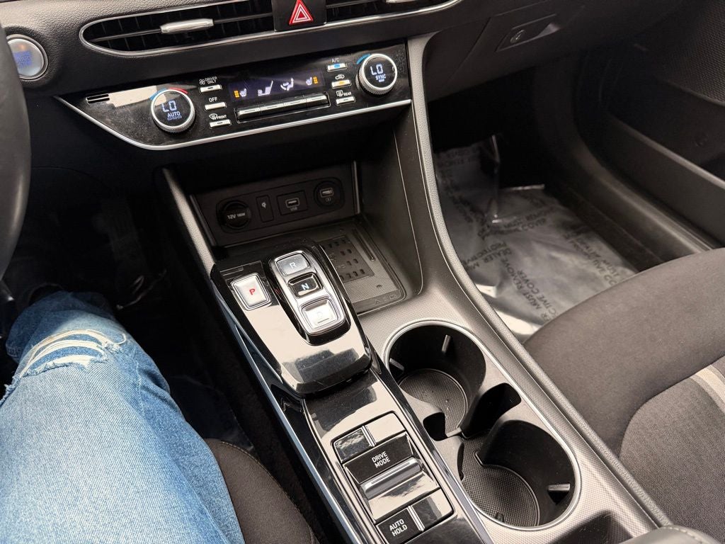 2020 Hyundai SONATA HYBRID SEL