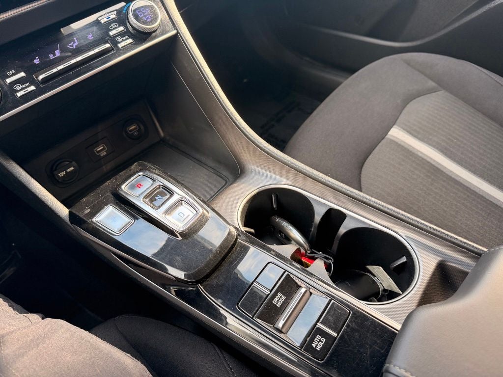 2023 Hyundai SONATA SEL